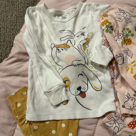 Carters pajama bundle - Picture 2 of 5